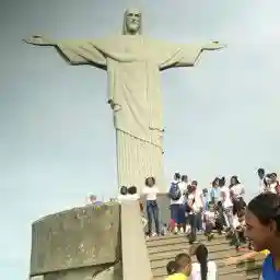 Streetkids United II – the Girls from Rio