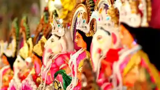 E5. History Comes Alive