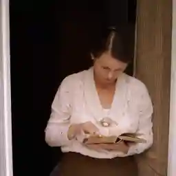 LISE MEITNER - The Mother Of the Atom Bomb