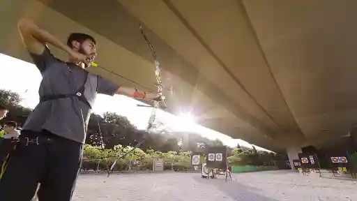 E1. Underground Dreams