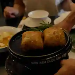 VIETNAMESE CUISINE It's PHO-nominal!